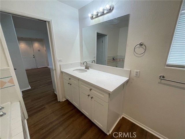 25141 Silent Creek Road, Moreno Valley CA: https://media.crmls.org/medias/ddabff71-088c-4dfc-86a8-64aa5cd87e48.jpg