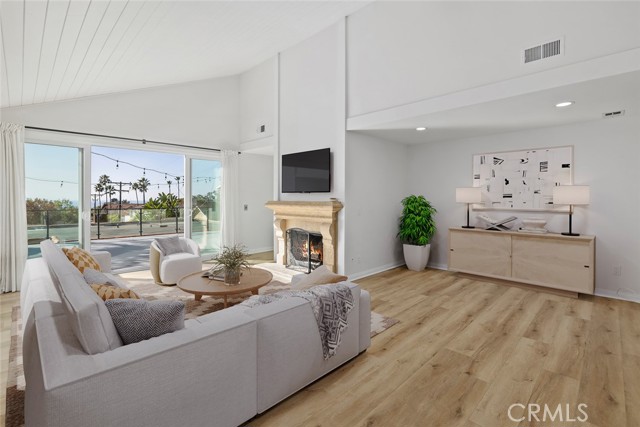 Detail Gallery Image 15 of 55 For 115 E Avenida Cornelio, San Clemente,  CA 92672 - 4 Beds | 3/1 Baths