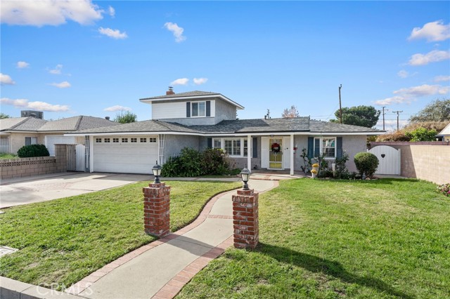 1045 Cathedral Way, Pomona CA: https://media.crmls.org/medias/ddacbab7-a350-45dc-b15e-e953a26c41cd.jpg