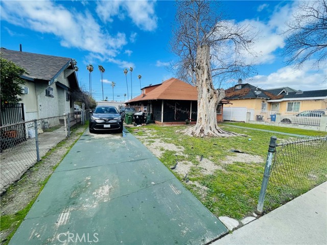 Image 3 for 4419 Mettler St, Los Angeles, CA 90011
