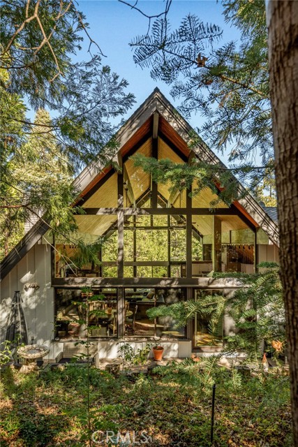 779 Grass Valley, Lake Arrowhead, CA 92352