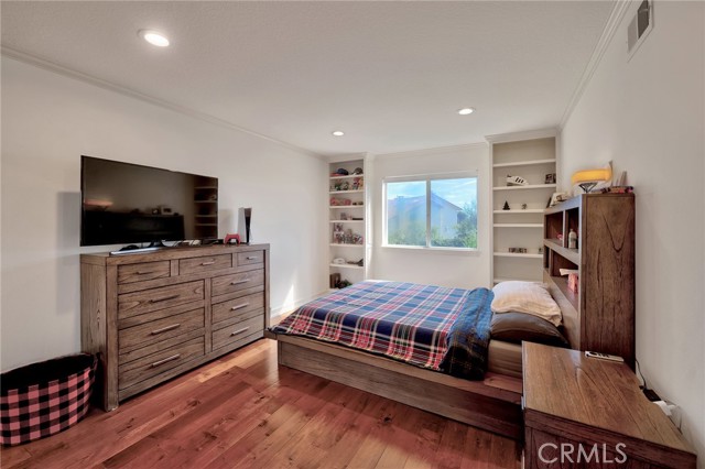 19654 Pine Valley Way, Porter Ranch CA: https://media.crmls.org/medias/ddadef17-4491-4146-842d-5b1d09c9a13e.jpg