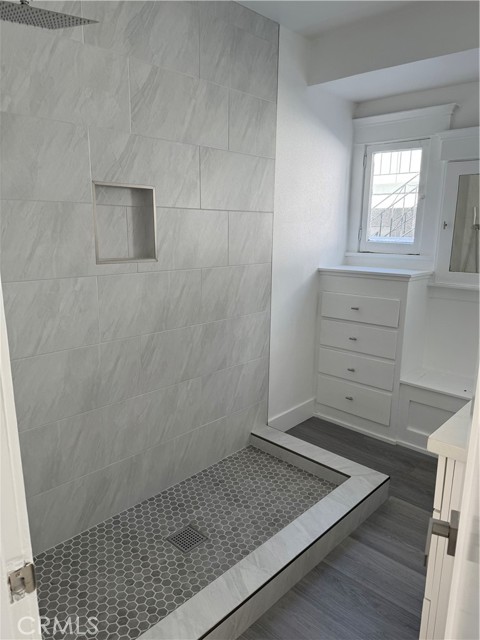 Detail Gallery Image 40 of 43 For 765 Loma Ave, Long Beach,  CA 90804 - 3 Beds | 1 Baths