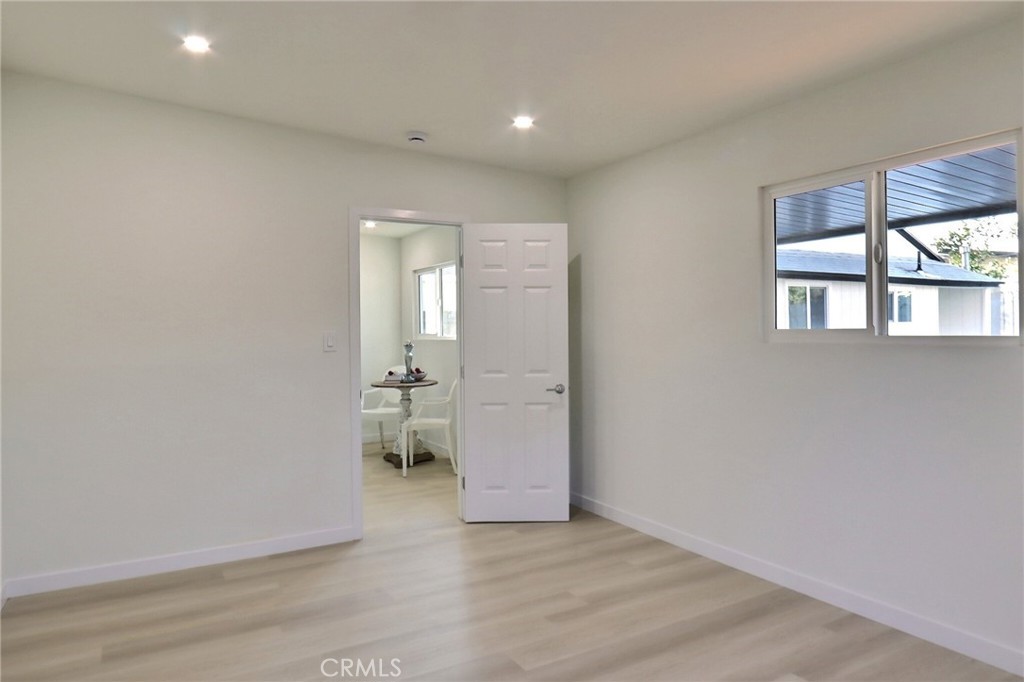 611 Davis AvenueGlendale img 2