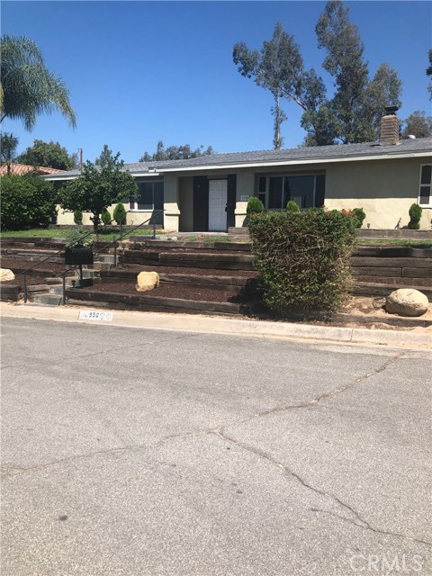 1950 Mesa Verde Dr, San Bernardino, CA 92404