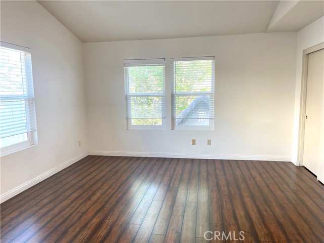 2985 Amber Drive, Corona CA: https://media.crmls.org/medias/ddaee391-d8d1-4dec-bf48-2fa0798b9035.jpg