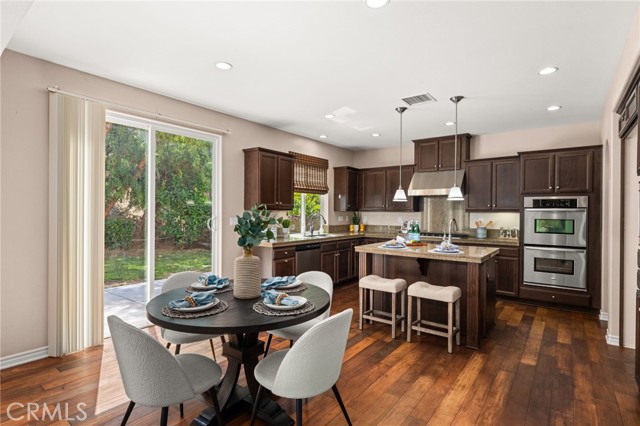 3906 Galway Bay Road, Yorba Linda CA: https://media.crmls.org/medias/ddaef24f-7926-448a-91a0-4956e85e19c7.jpg