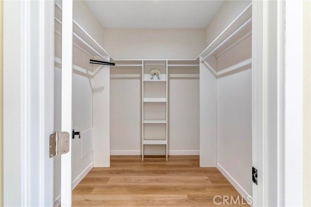 Image 31 of 50 For 26987 Lakeview Drive