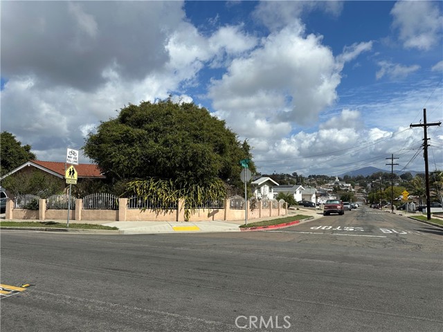 325 58th Street, San Diego, California 92114, 3 Bedrooms Bedrooms, ,2 BathroomsBathrooms,Single Family Residence,For Sale,58th,WS25046045