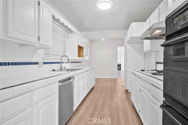 Detail Gallery Image 31 of 37 For 2615 W 179th, Torrance,  CA 90504 - 3 Beds | 2 Baths