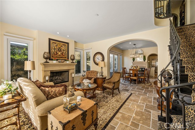 Detail Gallery Image 5 of 50 For 3222 Clay St, Newport Beach,  CA 92663 - 3 Beds | 2/1 Baths