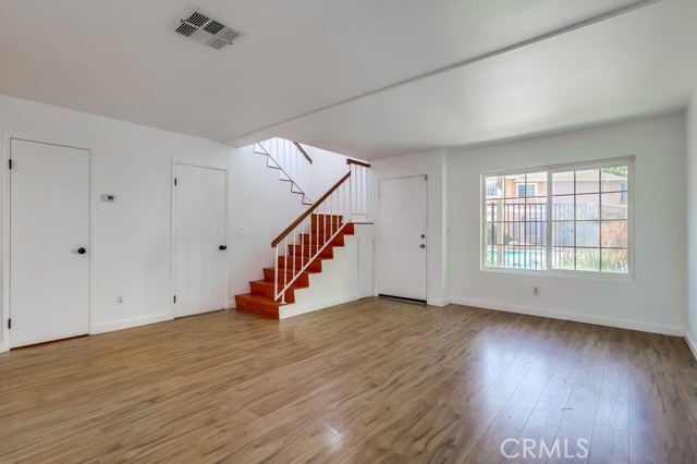 Detail Gallery Image 8 of 31 For 12235 Pine St #5,  Norwalk,  CA 90650 - 2 Beds | 2/1 Baths