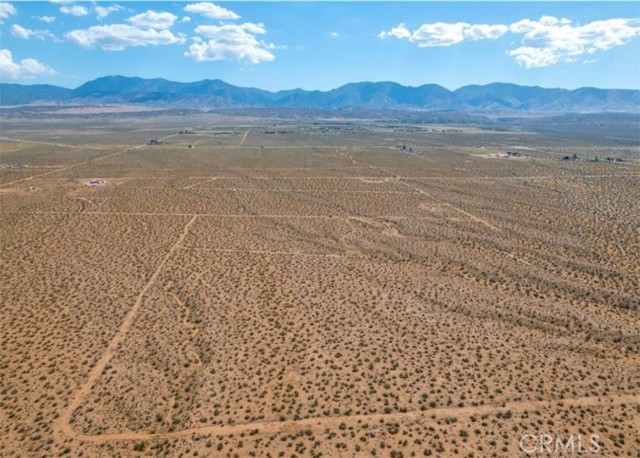 Detail Gallery Image 8 of 21 For 10 171st, Palmdale,  CA 93591 - – Beds | – Baths