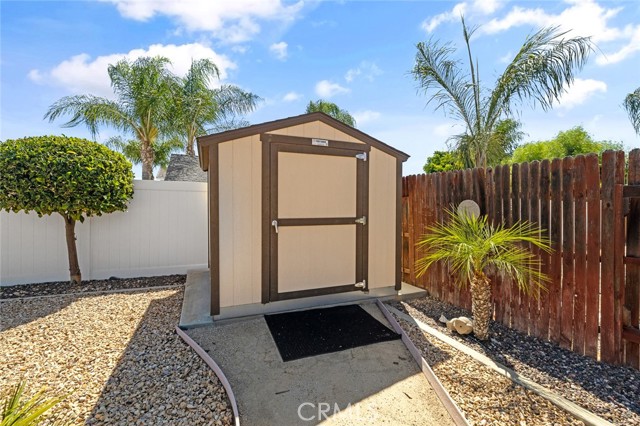 27081 School Park Drive, Menifee CA: https://media.crmls.org/medias/ddb21f34-b4cb-4fbe-9dba-45ab99dc2fc3.jpg