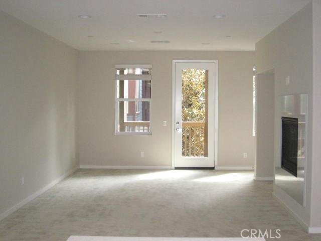 Detail Gallery Image 2 of 22 For 713 S Azusa Ave #C,  Azusa,  CA 91702 - 3 Beds | 3/1 Baths