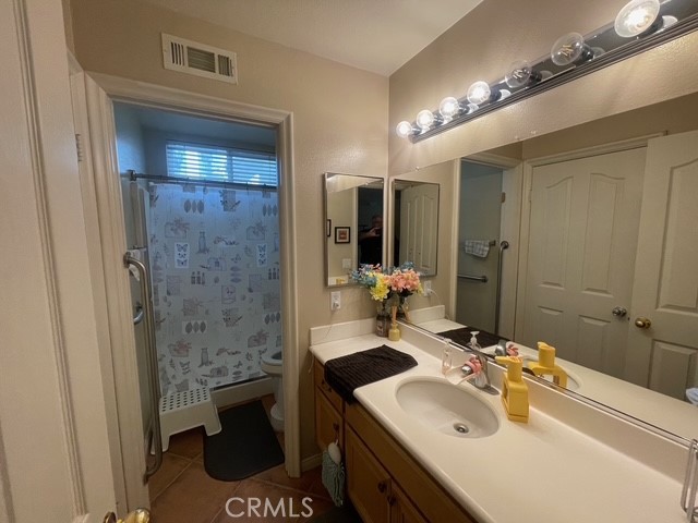 Detail Gallery Image 20 of 26 For 42206 Kimberly, Murrieta,  CA 92562 - 6 Beds | 4 Baths