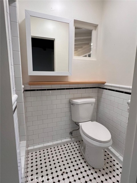 795 Saint Anns Drive, Laguna Beach CA: https://media.crmls.org/medias/ddb2d17d-0bb0-48a8-8b4d-24d04311c3cc.jpg
