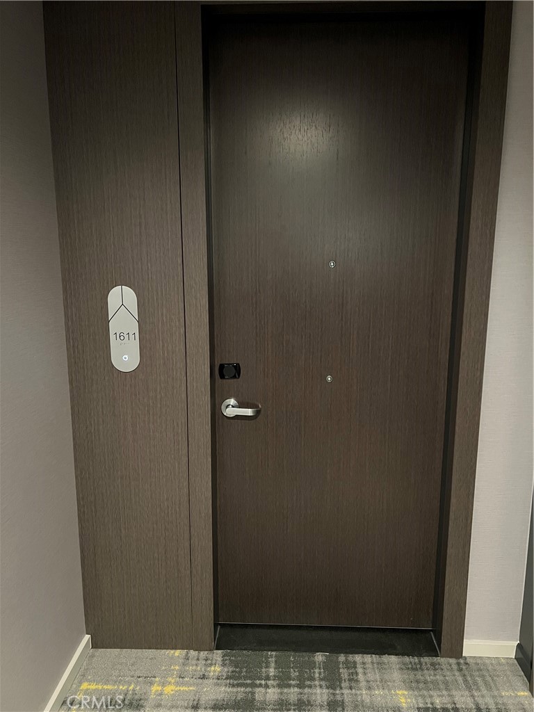 https://media.crmls.org/medias/ddb32365-4e03-45f2-8fb3-77ebc7453061.jpg?preset=X-Large