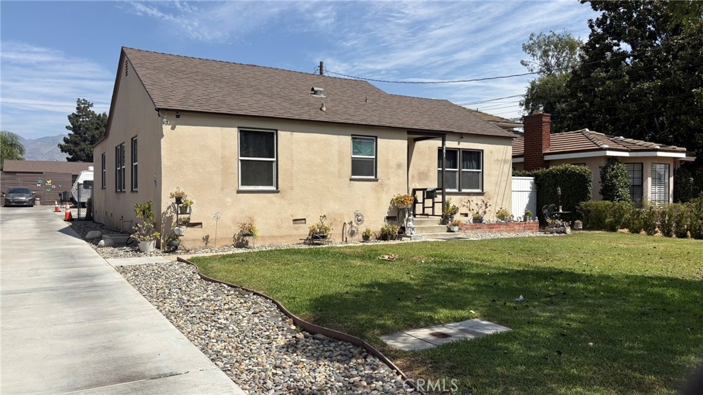 Duplex at 9461 Daines Drive