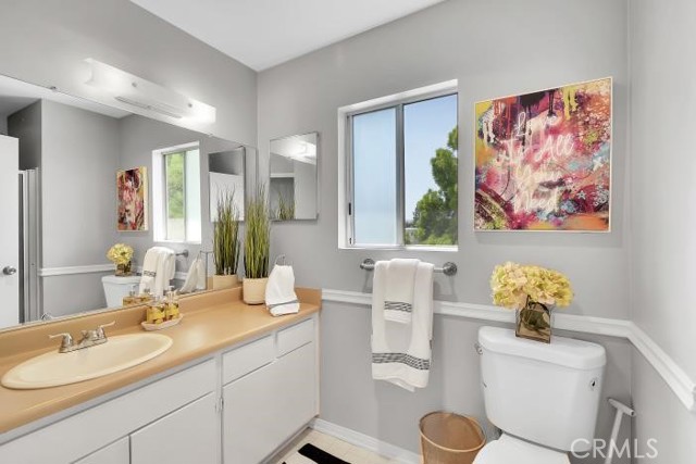 Detail Gallery Image 32 of 51 For 9917 Independence Ave #C,  Chatsworth,  CA 91311 - 2 Beds | 2 Baths
