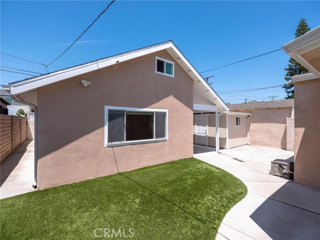 5011 W 133rd Street, Hawthorne CA: https://media.crmls.org/medias/ddb5169c-ae3d-4c47-8d08-06d8170963d6.jpg