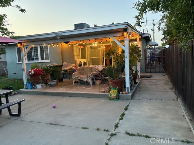 Detail Gallery Image 24 of 29 For 11620 Strathern St, North Hollywood,  CA 91605 - 2 Beds | 2 Baths