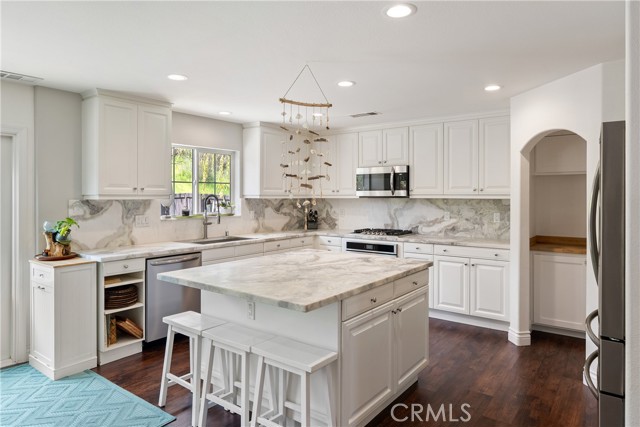 Detail Gallery Image 6 of 36 For 11505 Piona, Atascadero,  CA 93422 - 4 Beds | 2/1 Baths