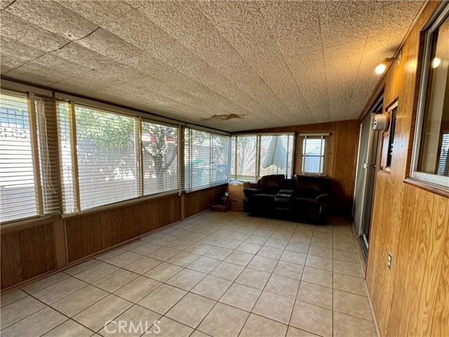 Detail Gallery Image 11 of 14 For 580 Mount Hood Dr, Hemet,  CA 92543 - 2 Beds | 2 Baths