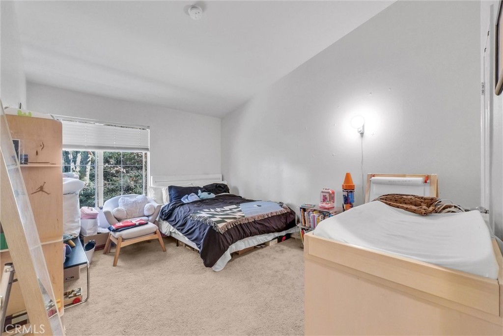 MLS #OC25254293 image #17