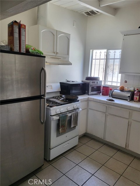 12167 Cheshire Street, Norwalk CA: https://media.crmls.org/medias/ddb6ddb9-1fd1-499d-812d-ba6259b065cf.jpg