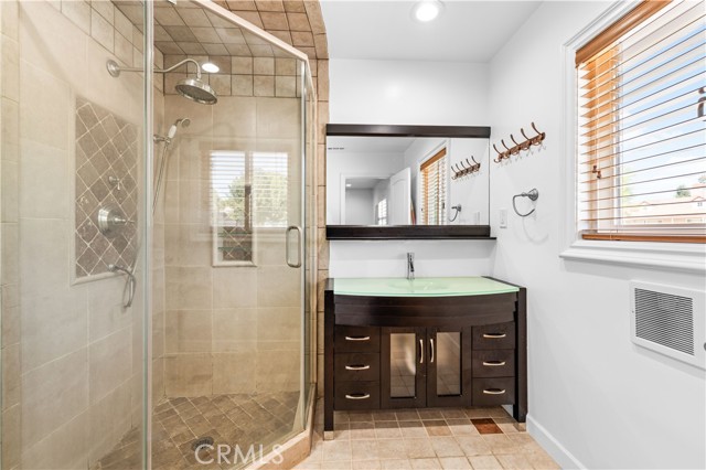 700 S Chaparro Road, Covina CA: https://media.crmls.org/medias/ddb7dbac-56bc-44c3-ac15-734ac7201c6d.jpg