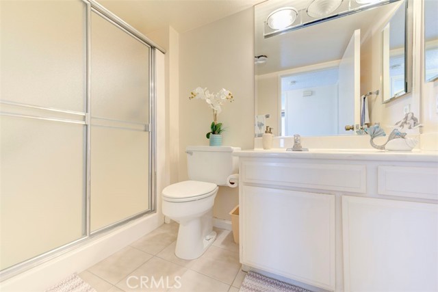 GUEST BATHROOM,TILED FLOORING