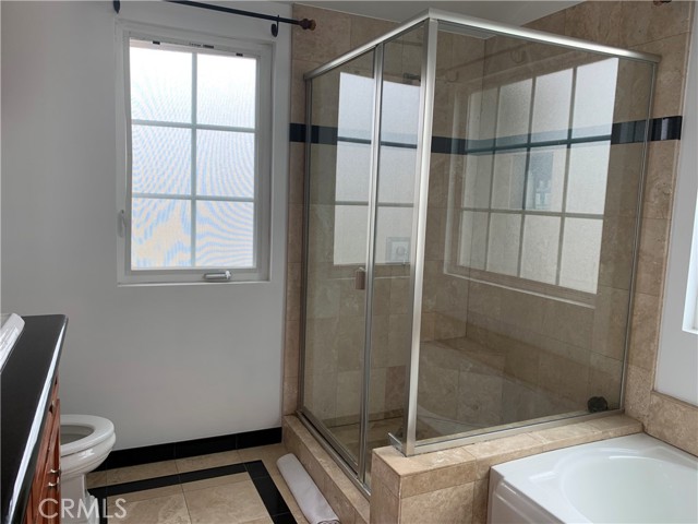 Detail Gallery Image 33 of 50 For 529 21st St, Manhattan Beach,  CA 90266 - 4 Beds | 3 Baths