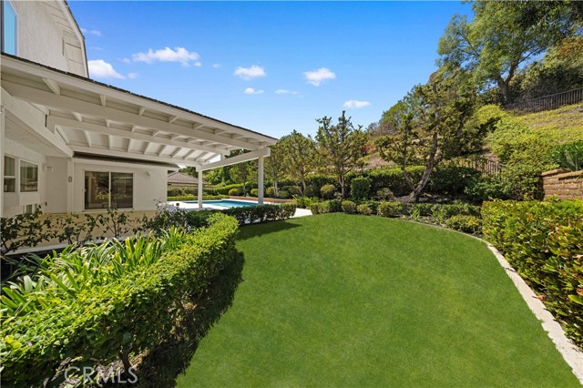 21721 Rushford Drive, Lake Forest CA: https://media.crmls.org/medias/ddb9586f-d43c-487f-b155-9211f87c0da5.jpg