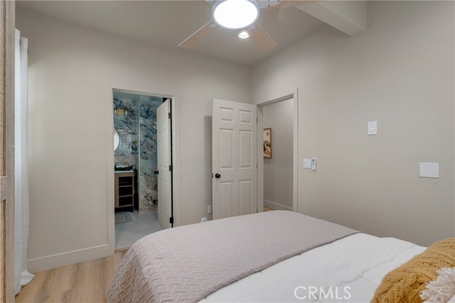 1123 E Ocean Blvd, Long Beach CA: https://media.crmls.org/medias/ddb9b1de-b222-4402-91e5-46402f0232be.jpg