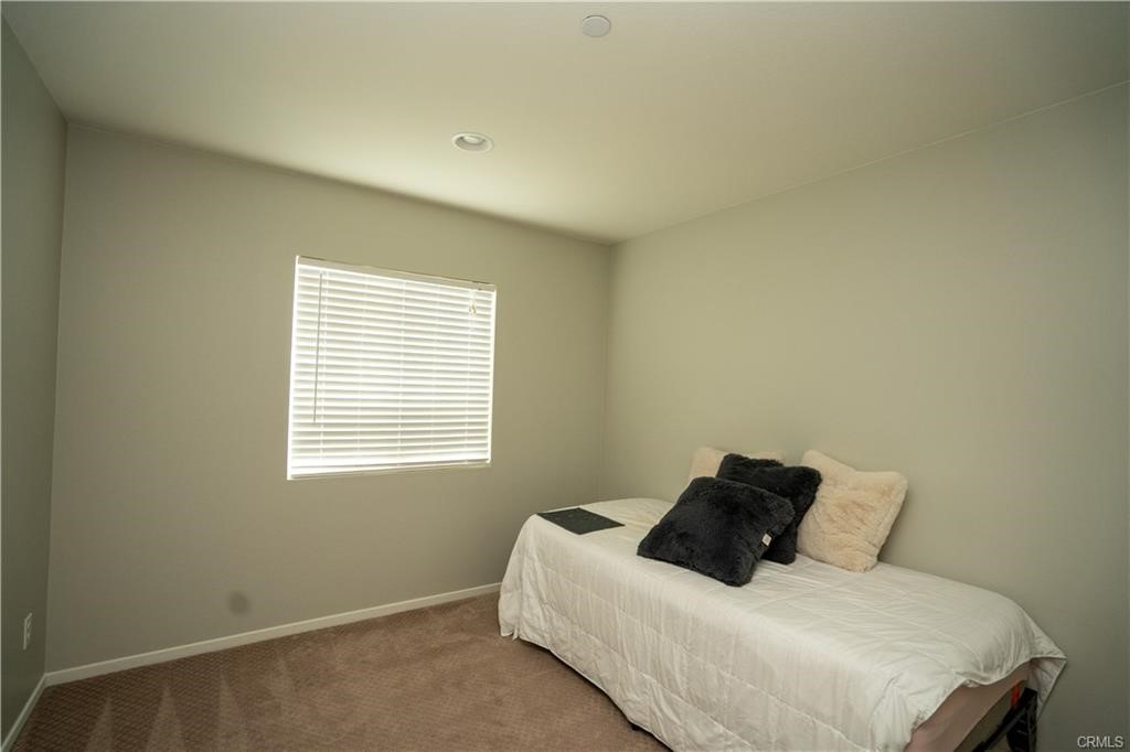 Detail Gallery Image 14 of 24 For 172 Colonial Dr, Calimesa,  CA 92320 - 4 Beds | 2/1 Baths