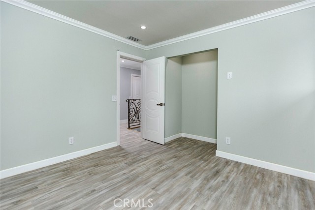 Detail Gallery Image 17 of 41 For 13314 Mission Tierra Way, Granada Hills,  CA 91344 - 5 Beds | 2/1 Baths