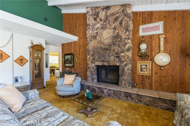 Detail Gallery Image 13 of 54 For 2232 Lakeshore, Agoura Hills,  CA 91301 - 3 Beds | 3 Baths