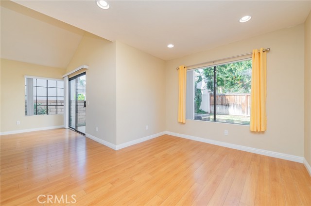 Detail Gallery Image 6 of 27 For 11 Gainesmill, Irvine,  CA 92620 - 3 Beds | 2/1 Baths