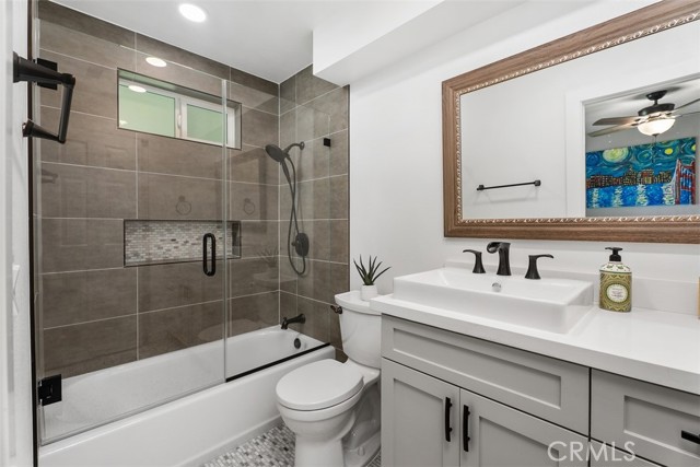 31852 Via Faisan, Coto de Caza CA: https://media.crmls.org/medias/ddbcf971-c543-434b-892b-c6297002b519.jpg