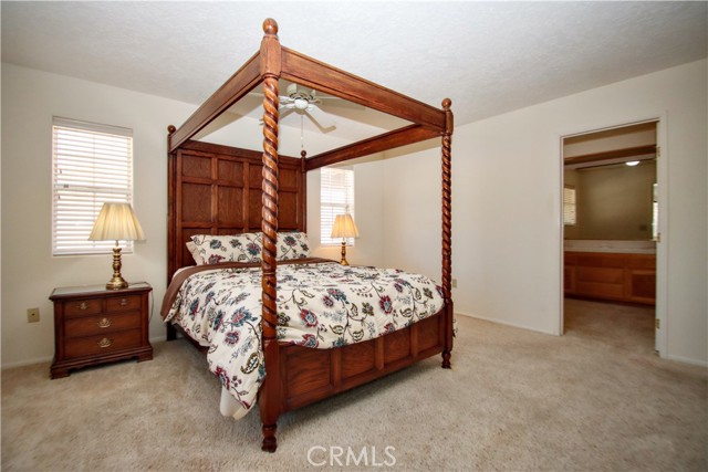 5601 Grand Avenue, Yucca Valley CA: https://media.crmls.org/medias/ddbd6d64-03c1-4c40-89e7-cca1d11bc50a.jpg