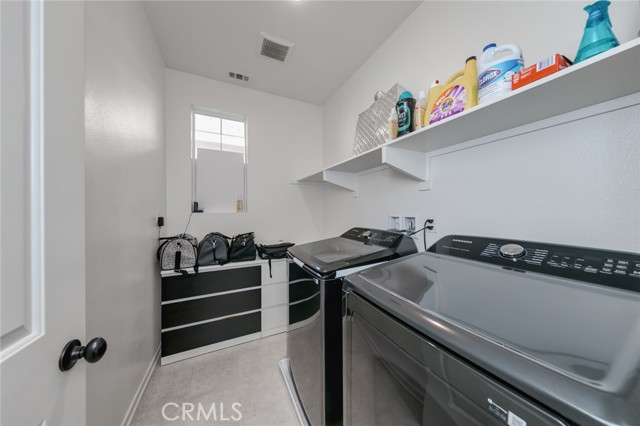 Detail Gallery Image 13 of 27 For 3418 E Paraduxx Privado, Ontario,  CA 91762 - 4 Beds | 3 Baths