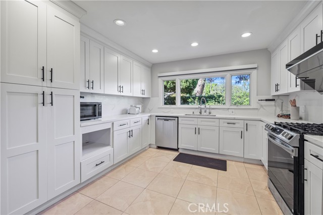 1701 Virginia, San Marino CA: https://media.crmls.org/medias/ddbe230f-9b1c-4ae8-86c0-fb381536fa65.jpg
