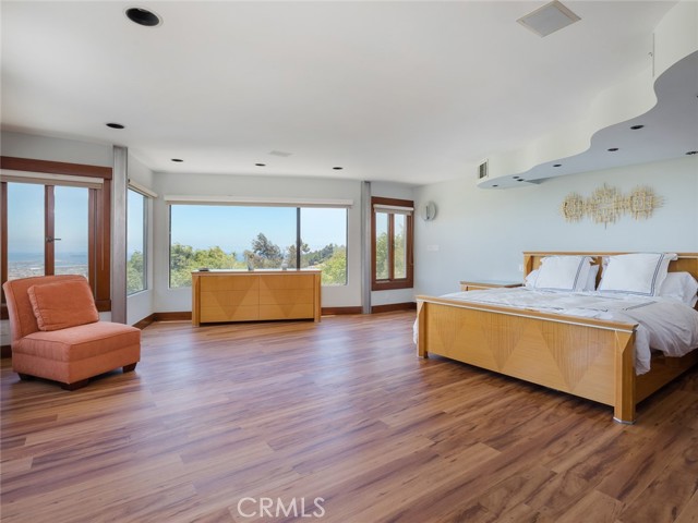 2135 Chandeleur Drive, Rancho Palos Verdes, California 90275, 5 Bedrooms Bedrooms, ,4 BathroomsBathrooms,Residential,Sold,Chandeleur,PV21147039