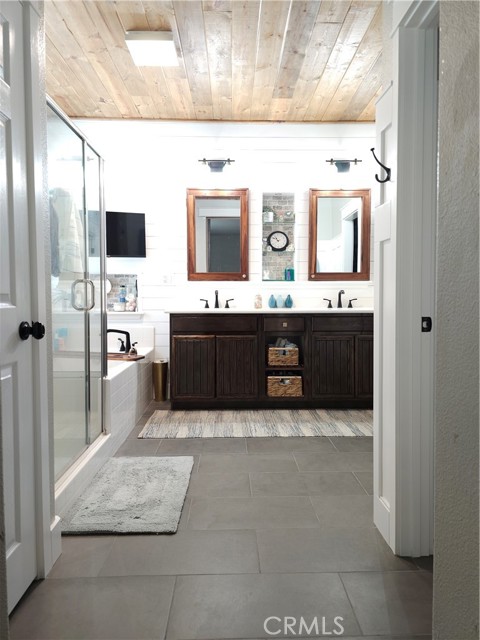 Detail Gallery Image 18 of 32 For 13817 Grant Way, Oak Hills,  CA 92344 - 4 Beds | 2 Baths