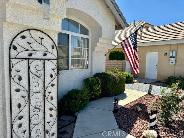 Detail Gallery Image 3 of 19 For 19613 Ironside Dr, Apple Valley,  CA 92308 - 2 Beds | 2 Baths