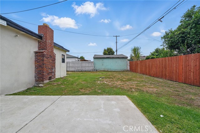 611 S Thorson Avenue, Compton CA: https://media.crmls.org/medias/ddc22149-27d9-4ee5-aaf5-065047732a68.jpg
