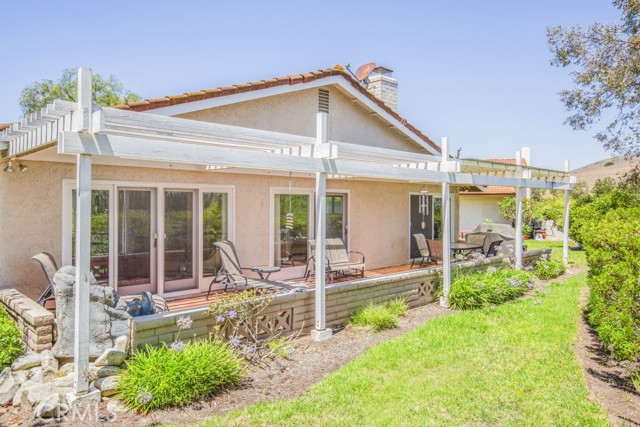 5089 Ovalo, Laguna Woods CA: https://media.crmls.org/medias/ddc2a23f-6a4b-4ee2-935c-1b00e4ba2420.jpg