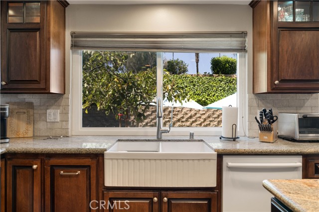 Image 13 of 42 For 16541 Charleyville