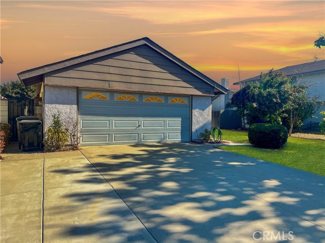 Detail Gallery Image 1 of 34 For 726 Summerwood Ave, Walnut,  CA 91789 - 3 Beds | 2 Baths